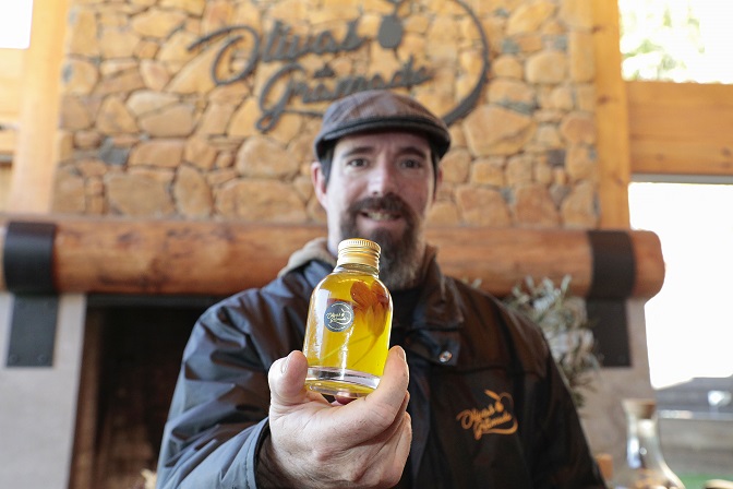 Olivas de Gramado cria azeite de PANC exclusivo para Festival de Gastronomia