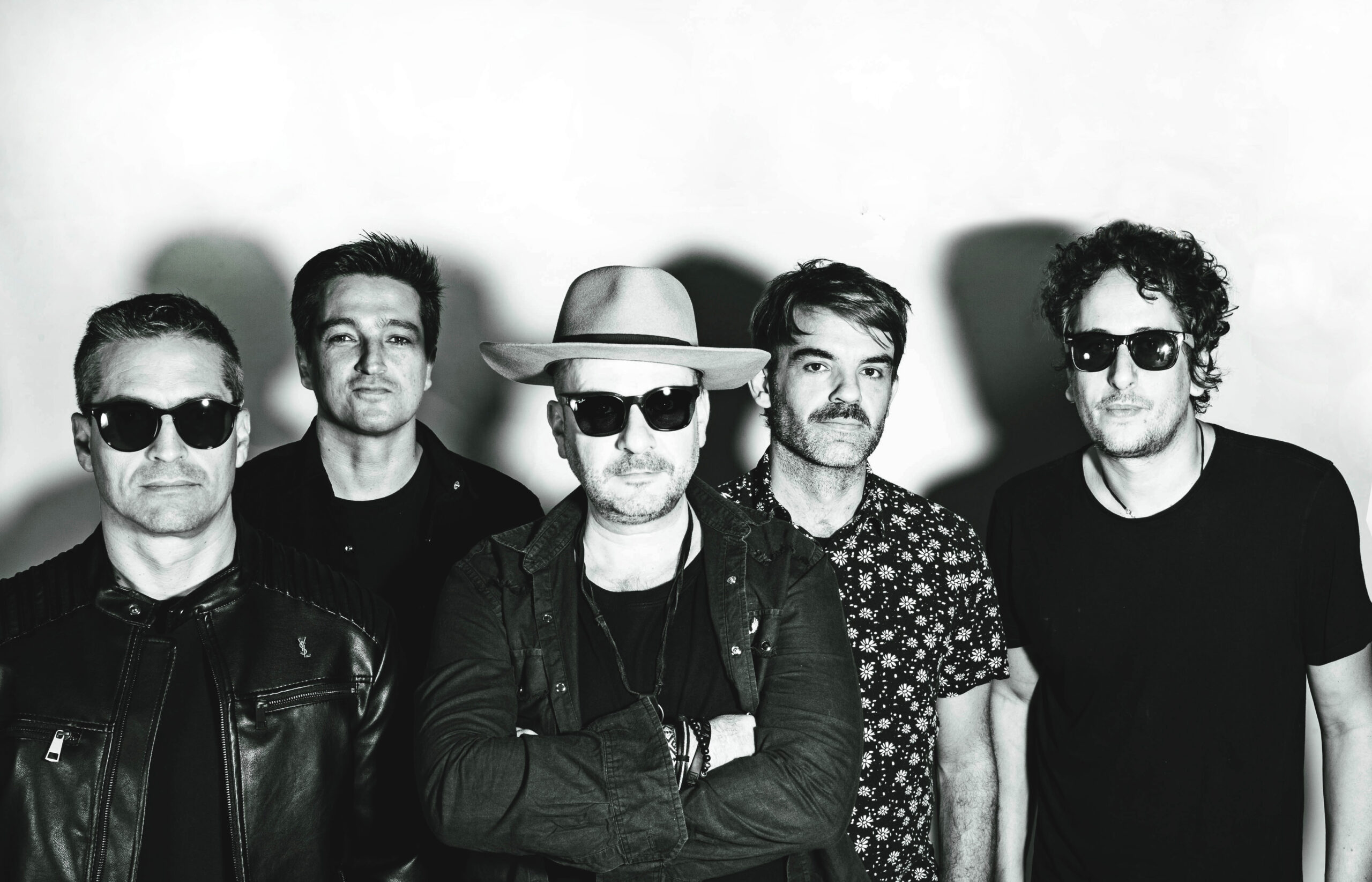 Cervejaria Veterana completa 10 anos com show do Vera Loca