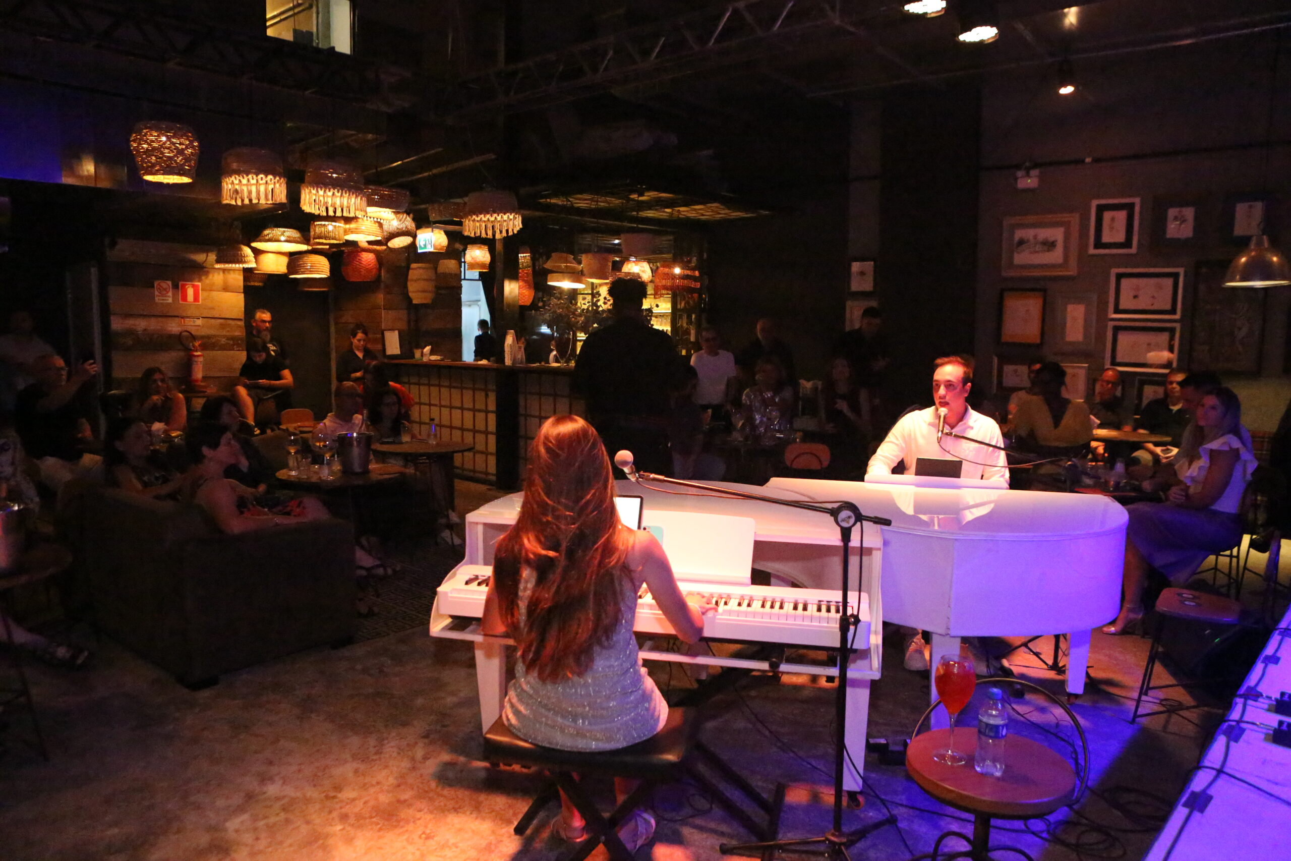 Duelo de Pianos para menores de 18 anos no domingo e uma semana de grandes atrações no Encouraçado Butikin