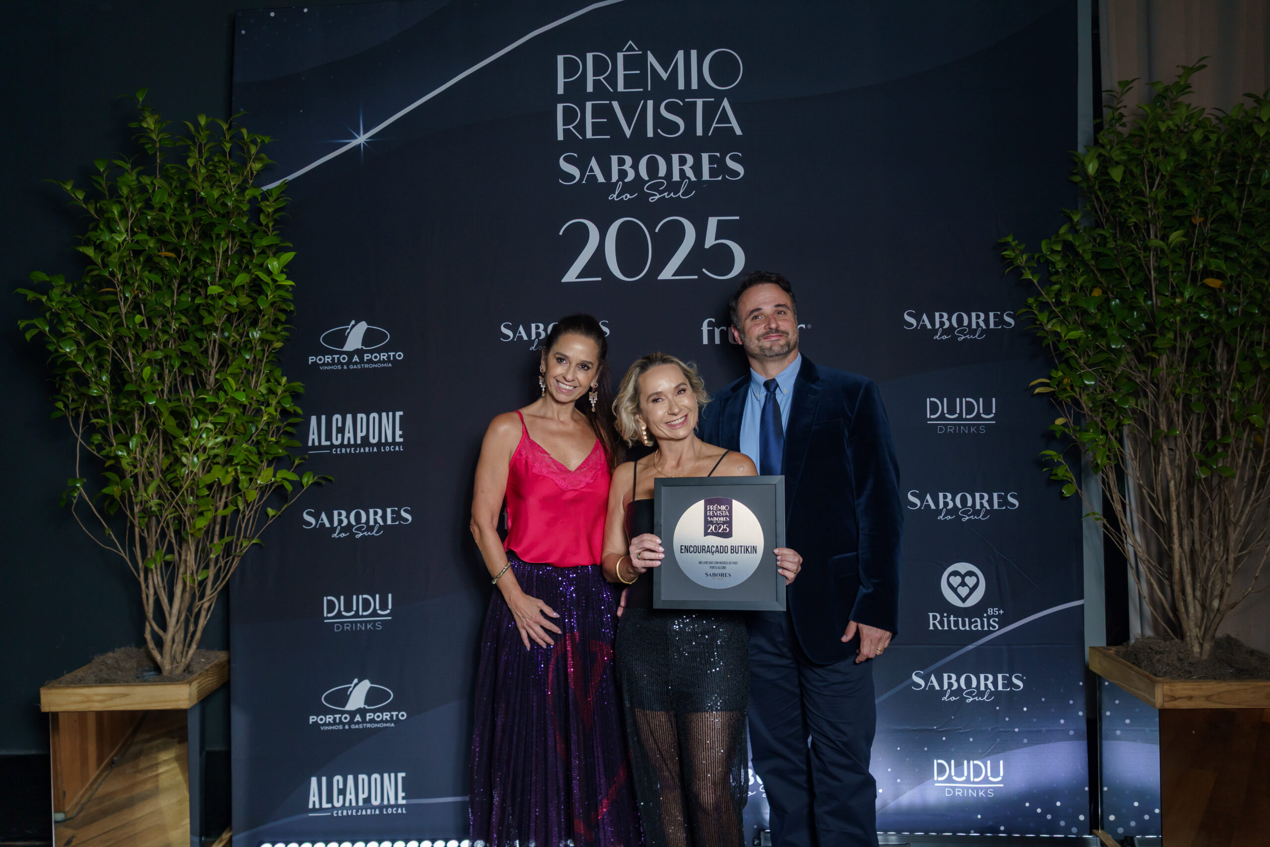 Encouraçado Butikin celebra 1º ano com prêmio de Melhor Bar com Música ao Vivo de Porto Alegre