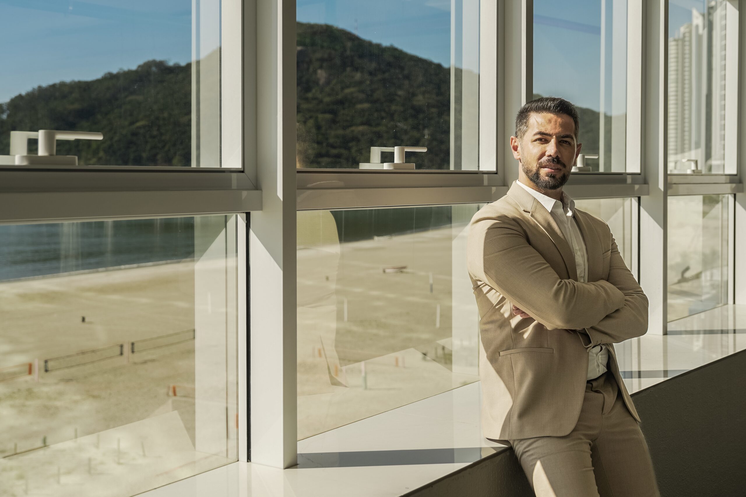 Com metro quadrado de R$ 300 mil e novo benchmark de valor global, Balneário Camboriú deve seguir na mira do capital brasileiro em 2026